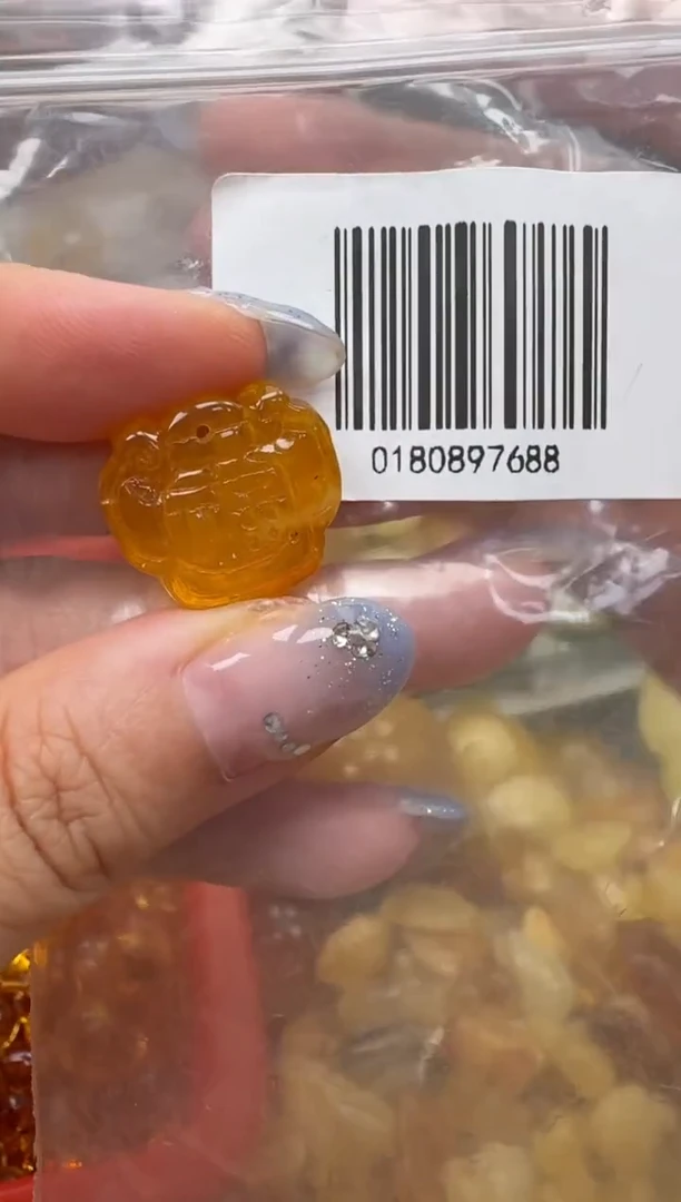 裸石琥珀未镶嵌如图