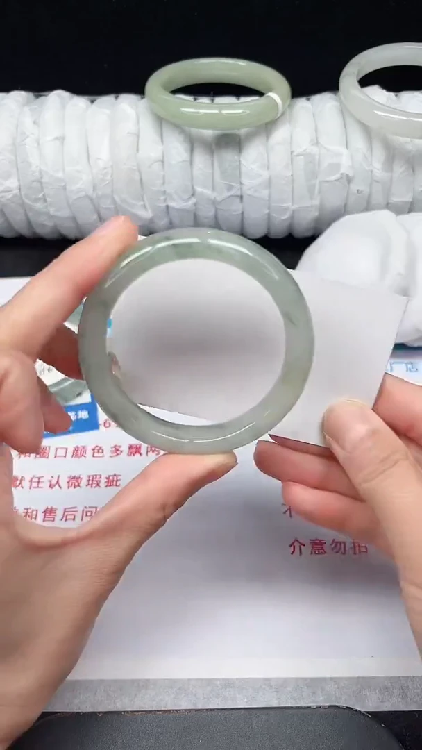 未镶嵌手镯石英质玉69-52/53