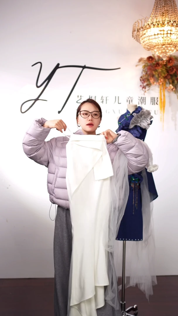 120码艺桐轩儿童朝服