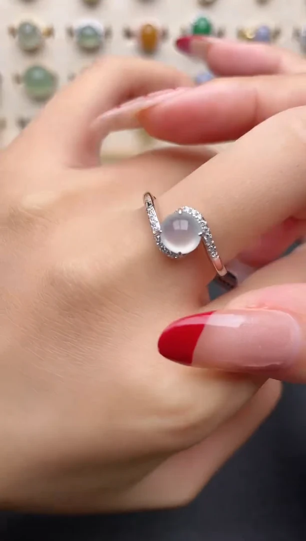 【闪购商品】翡翠戒指银S925镶嵌一物一证一礼盒