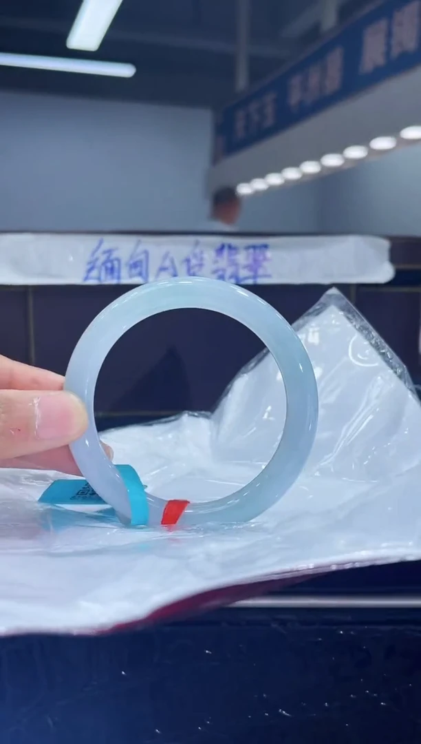 未镶嵌手镯翡翠16