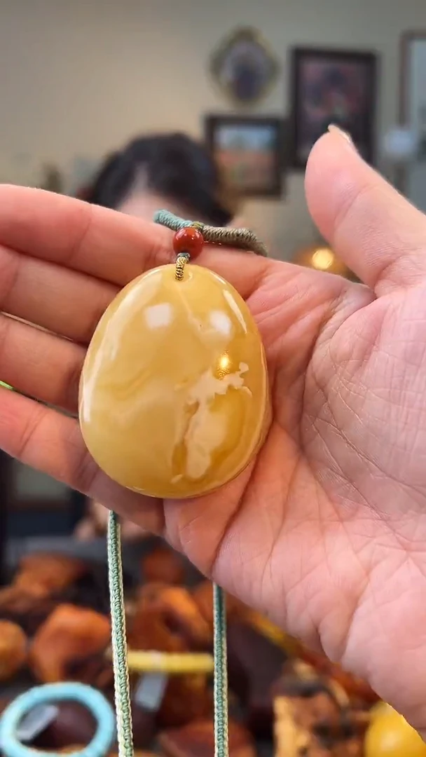 蜜蜡颈饰未镶嵌成品