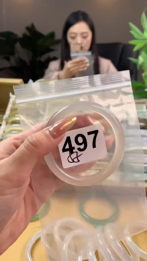 【闪购商品】玛瑙/玉髓手镯未镶嵌497微瑕