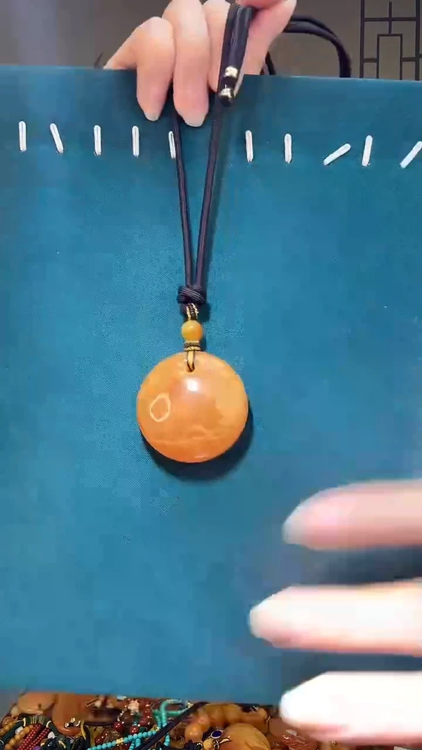 【闪购商品】琥珀裸石未镶嵌A0206天然蜜蜡