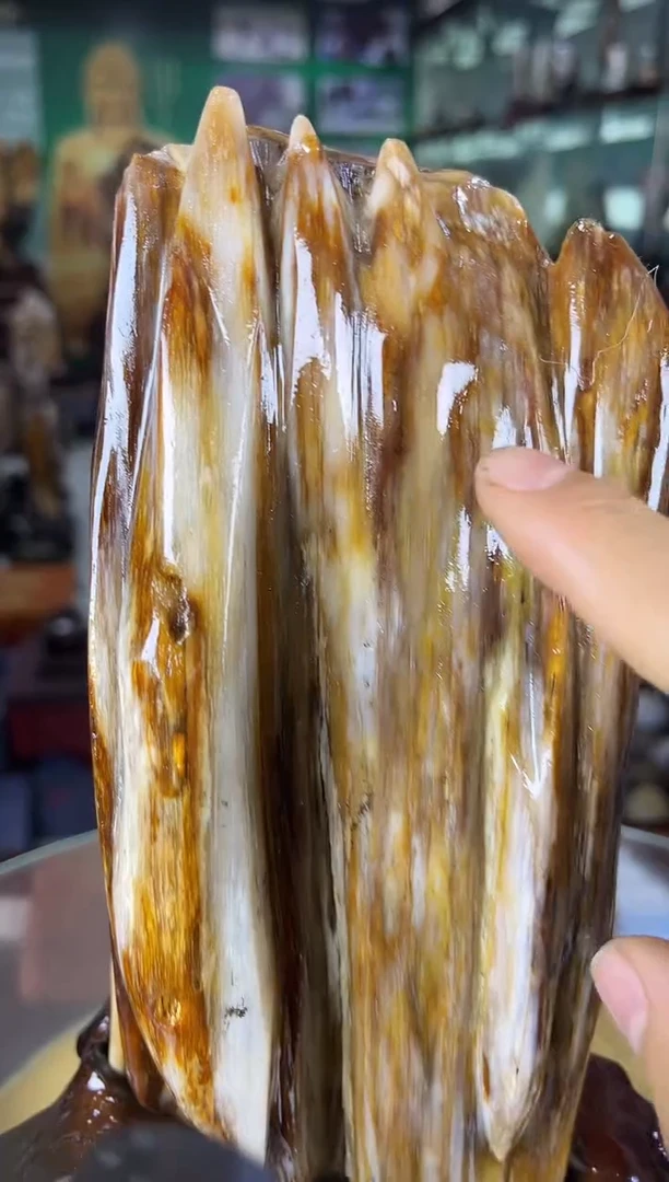 缅甸天然树化玉摆件