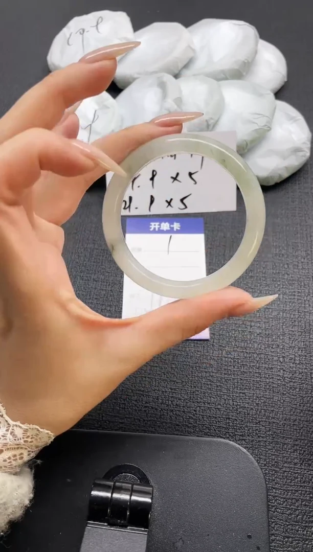 未镶嵌手镯石英质玉1-56