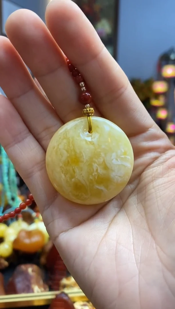 未镶嵌颈饰琥珀项链