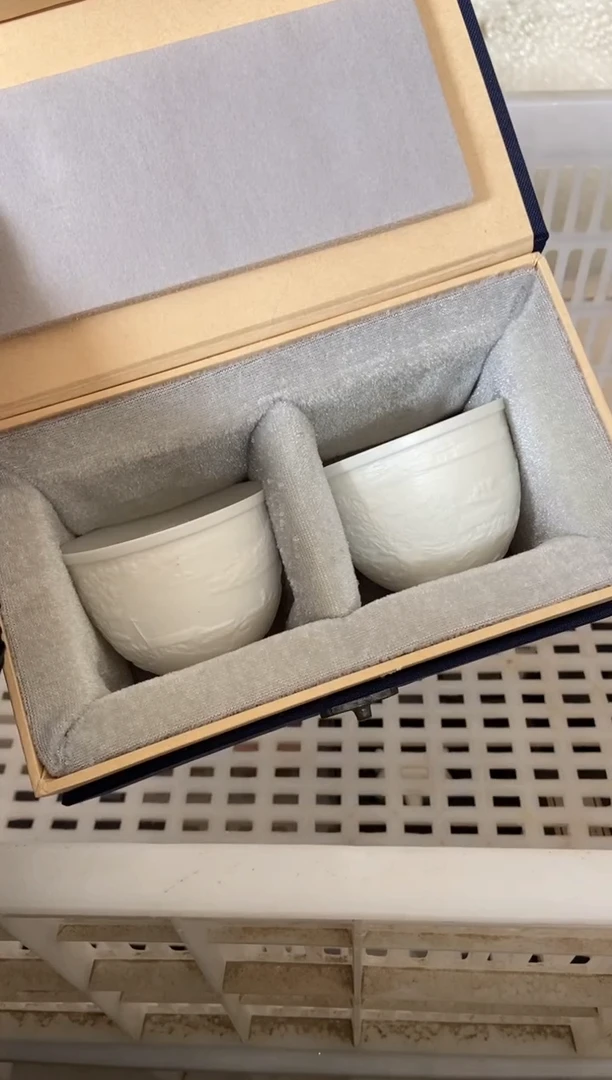 杯子瓷无运费险有瑕疵的摄影的产品有使用过的痕迹有点脏介意勿拍