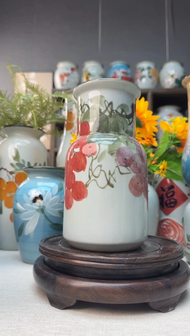 【闪购商品】瓶景德镇手绘陶瓷花瓶底部无孔高20口8左右