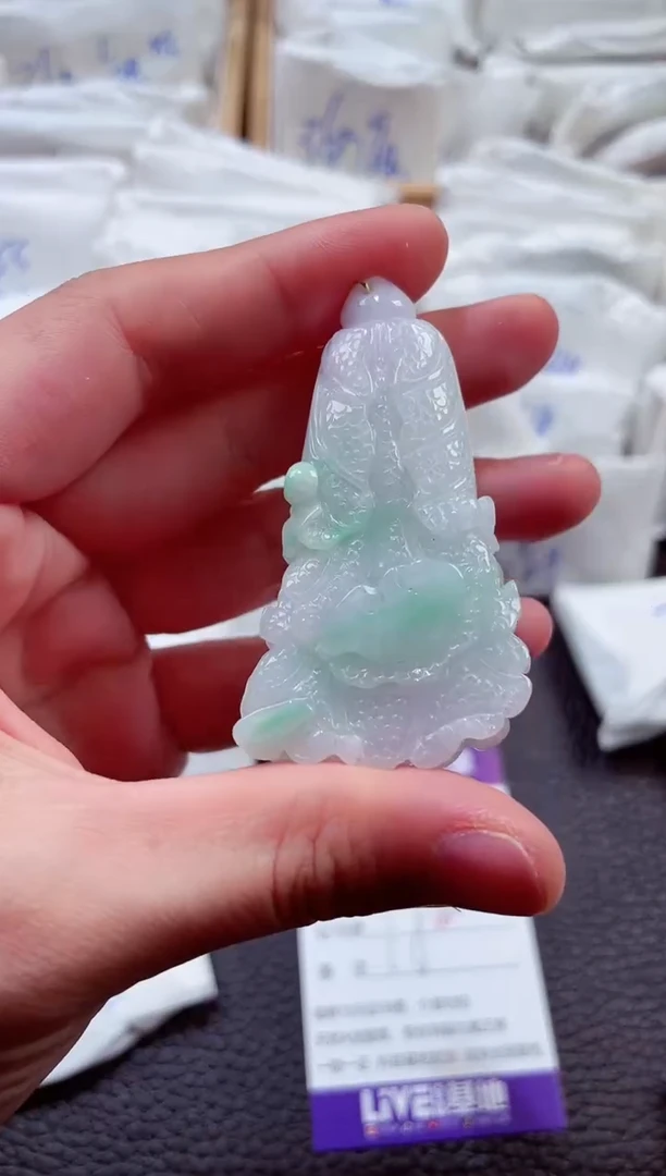 翡翠未镶嵌颈饰00003142
