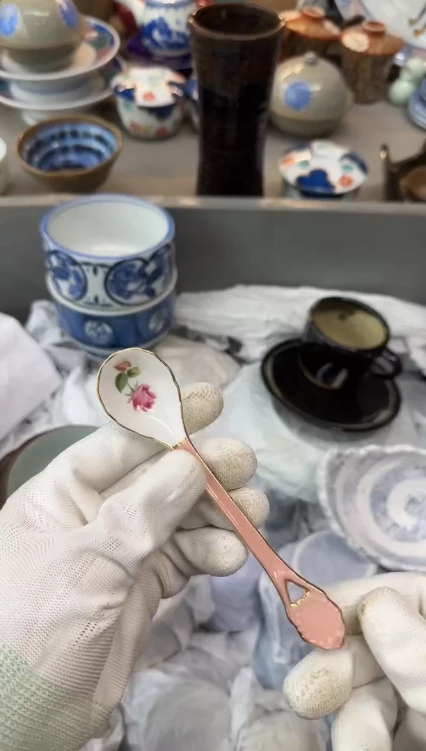 茶盏桃**酱瓷器瓷器瓷器瓷器