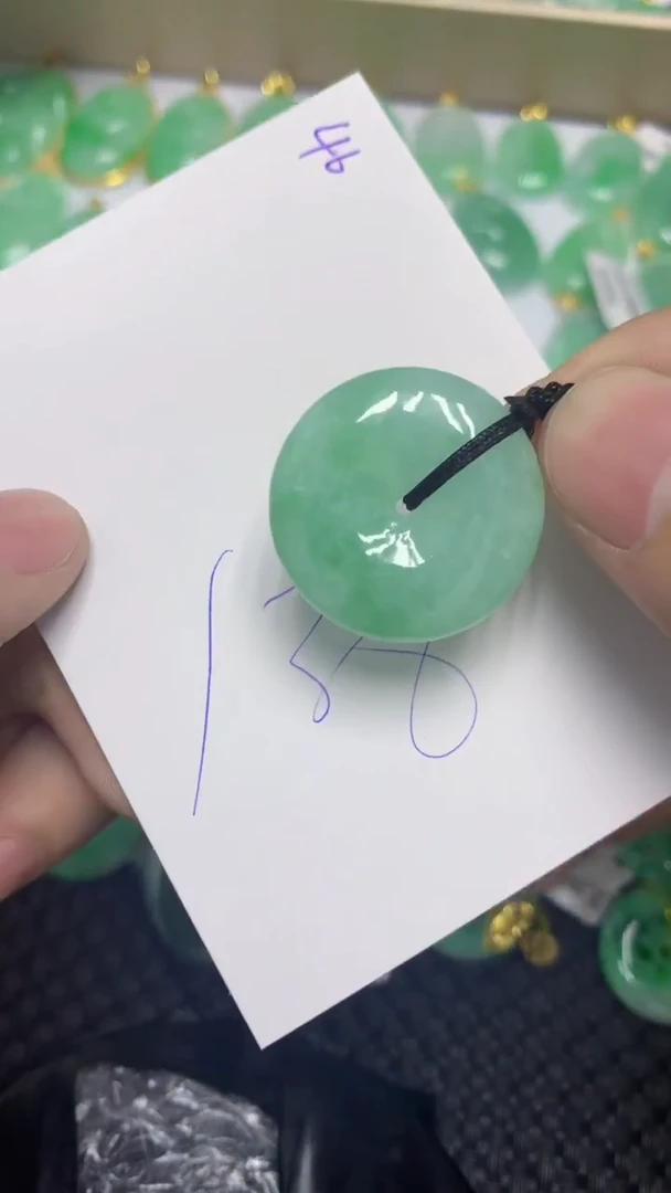 颈饰未镶嵌翡翠缅甸A货翡翠