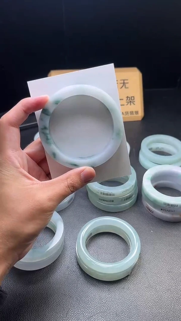 定制翡翠手镯未镶嵌1****3定制