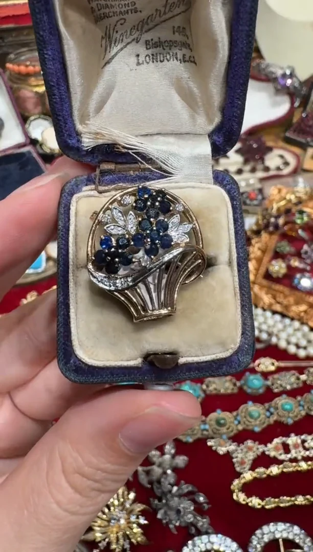 非金属无9k胸针吊坠双用款，蓝宝+钻，可开证书