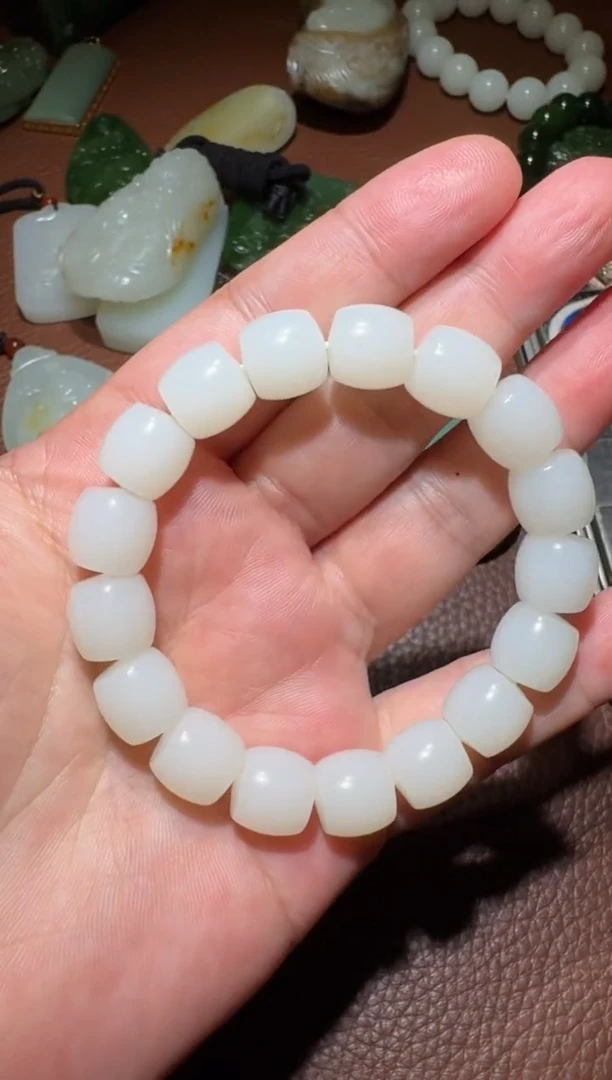 未镶嵌手链和田玉和田玉