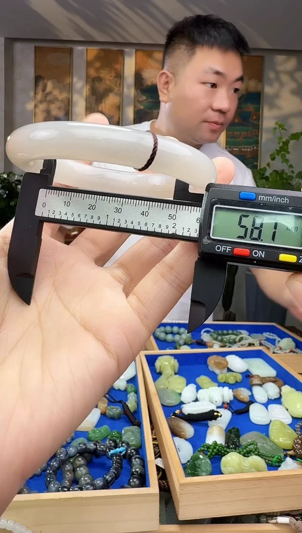 未镶嵌和田玉挂件拍一发一