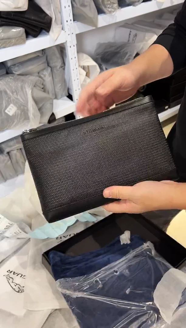 头层牛皮韩爵绅士包包皮具700