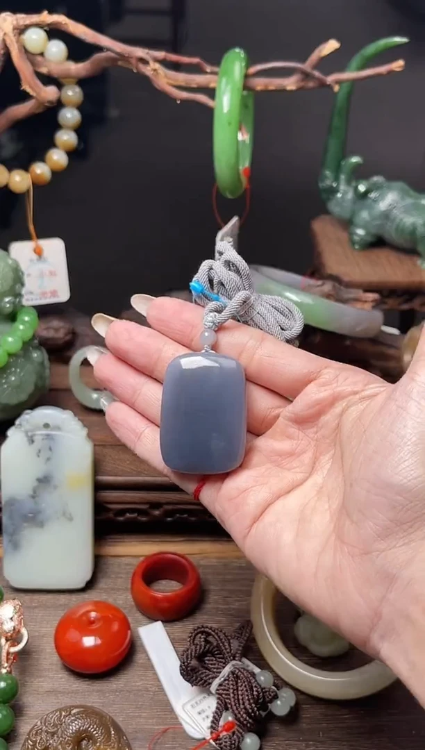 和田玉未镶嵌吊坠(不含链)青海烟紫 无事牌9006767