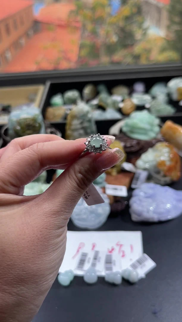 【闪购商品】翡翠颈饰合金000000074