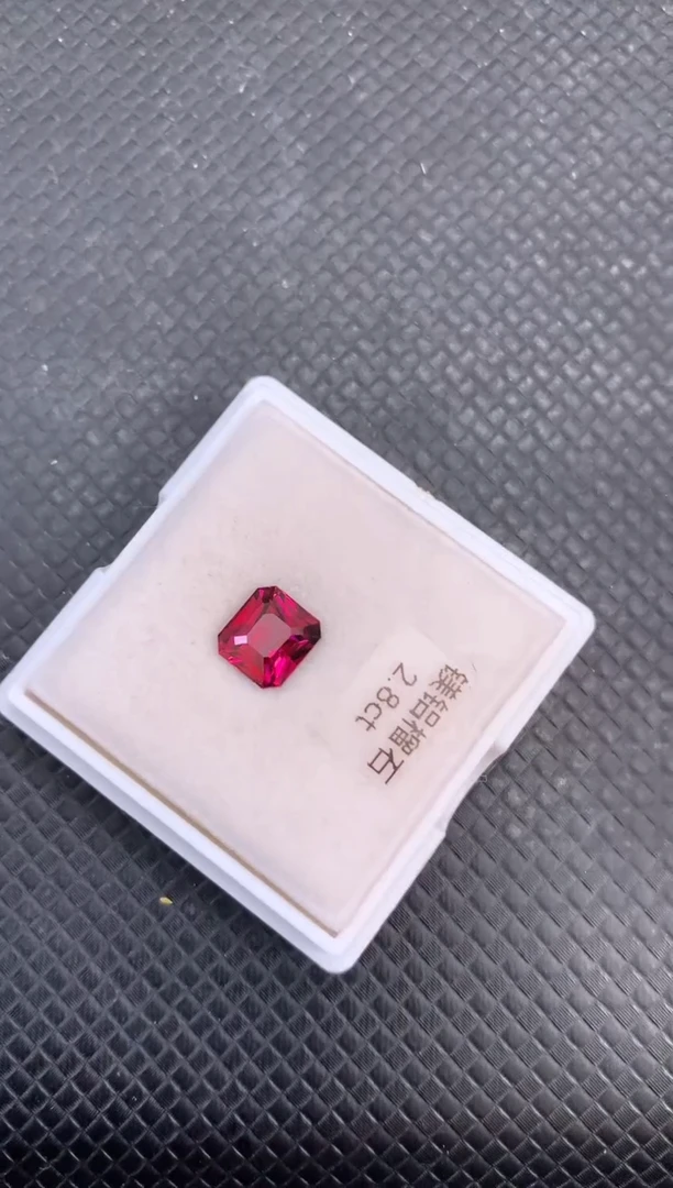 【闪购商品】石榴石（紫牙乌）裸石未镶嵌天然美铝