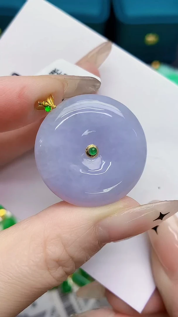 颈饰18K金镶嵌翡翠缅甸天然翡翠A货