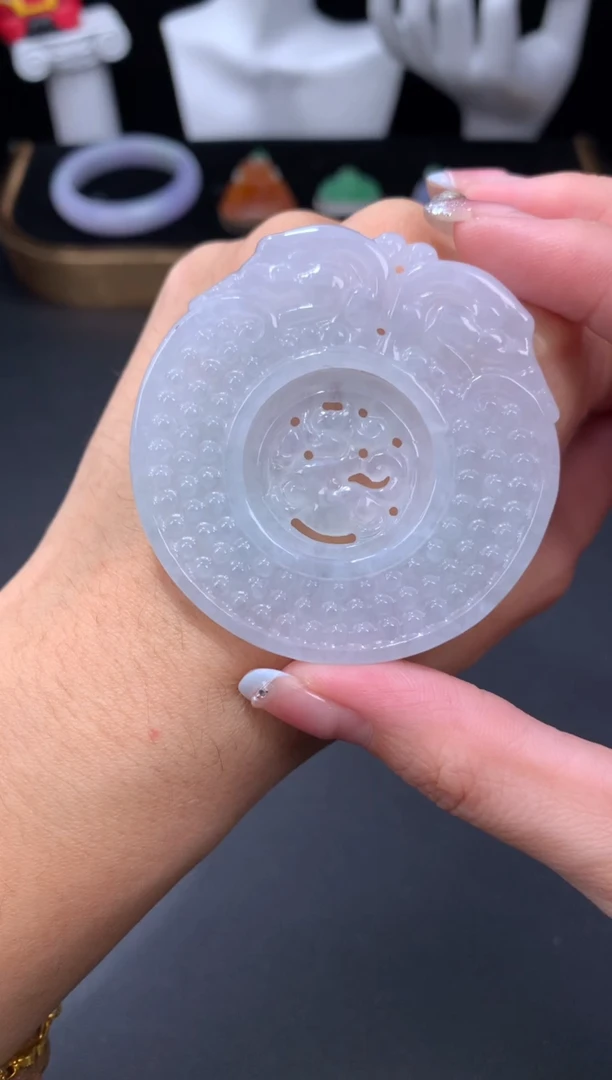 未镶嵌定制翡翠48小时鉴赏期 退货不扣服务费