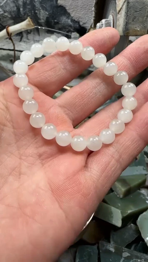 【闪购商品】和田玉颈饰未镶嵌手串