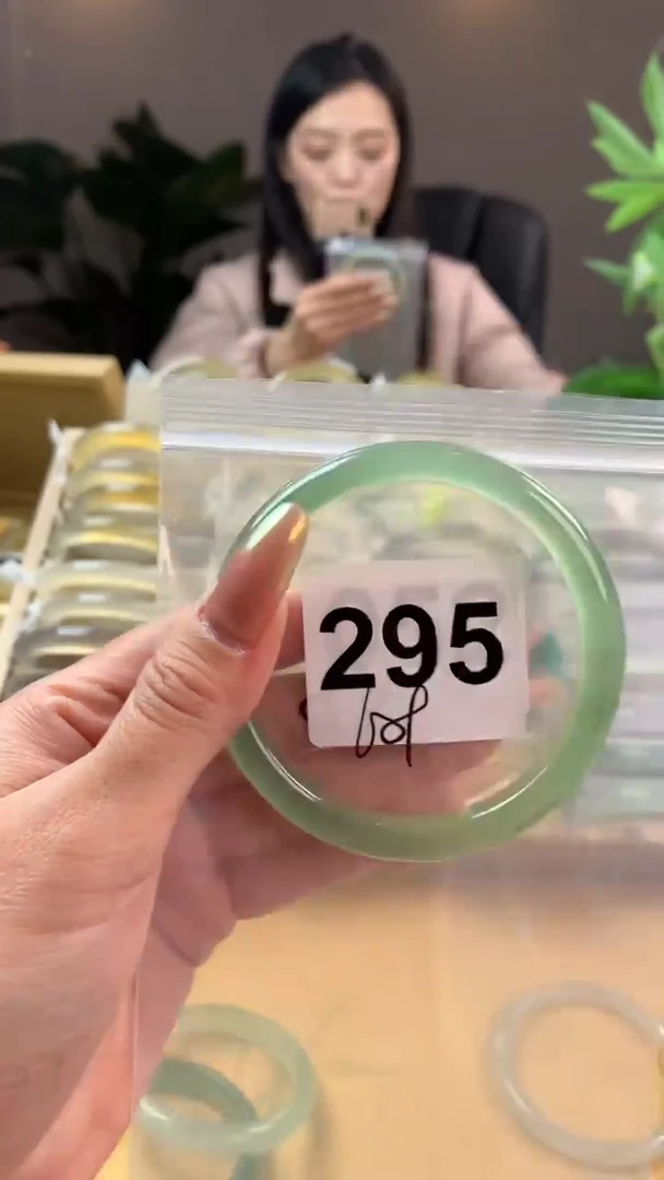 【闪购商品】玛瑙/玉髓手镯未镶嵌295