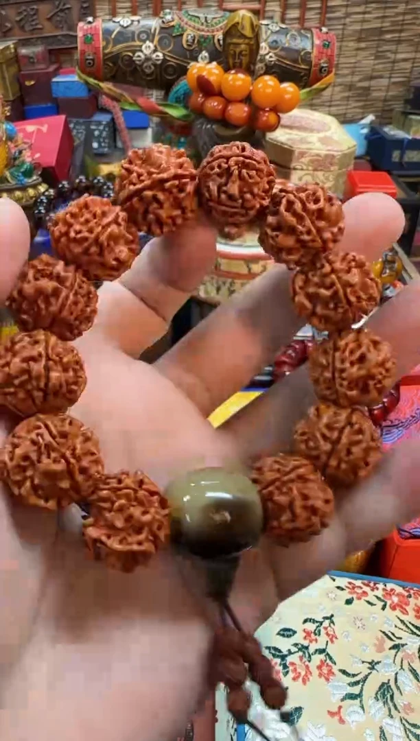 【闪购商品】滴血莲花菩提吊坠当天订单当天直发如图所示