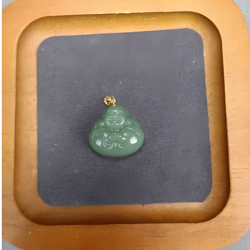 【龍韵祥】和田玉粉青18k金镶嵌抱抱佛吊坠