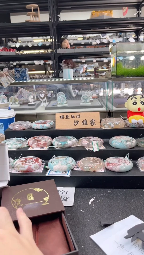 未镶嵌手镯石英质玉六*六圈口（赠品镯心）