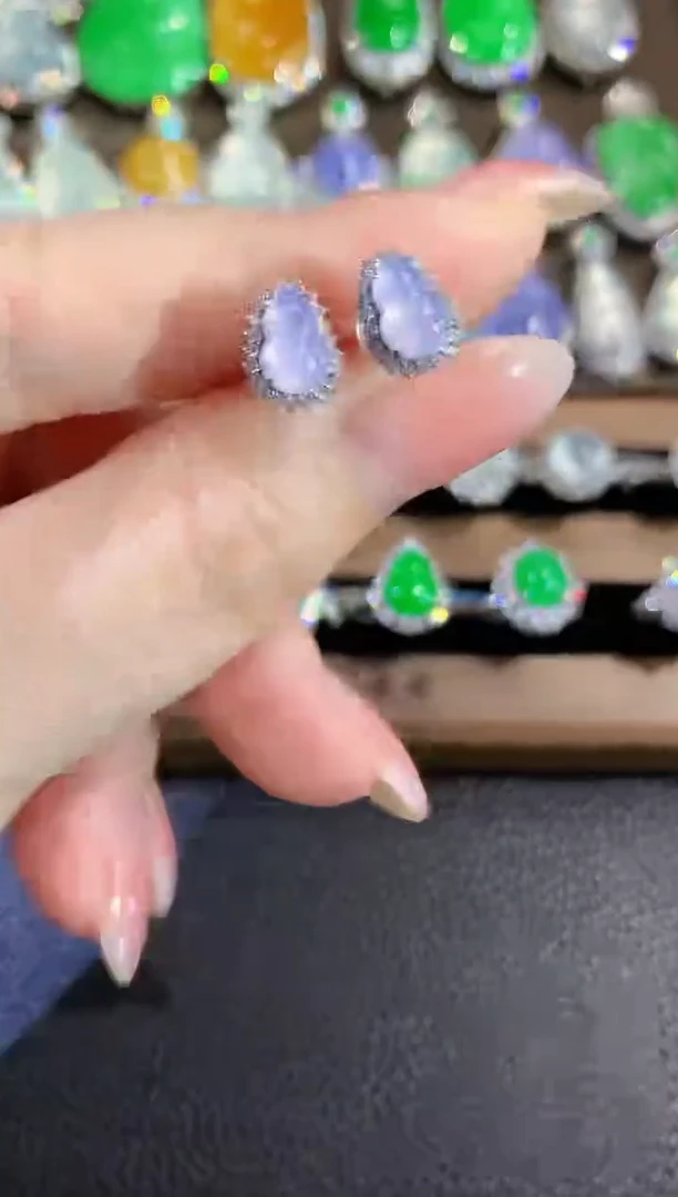 18K金镶嵌翡翠耳饰A21 紫货有一定色差