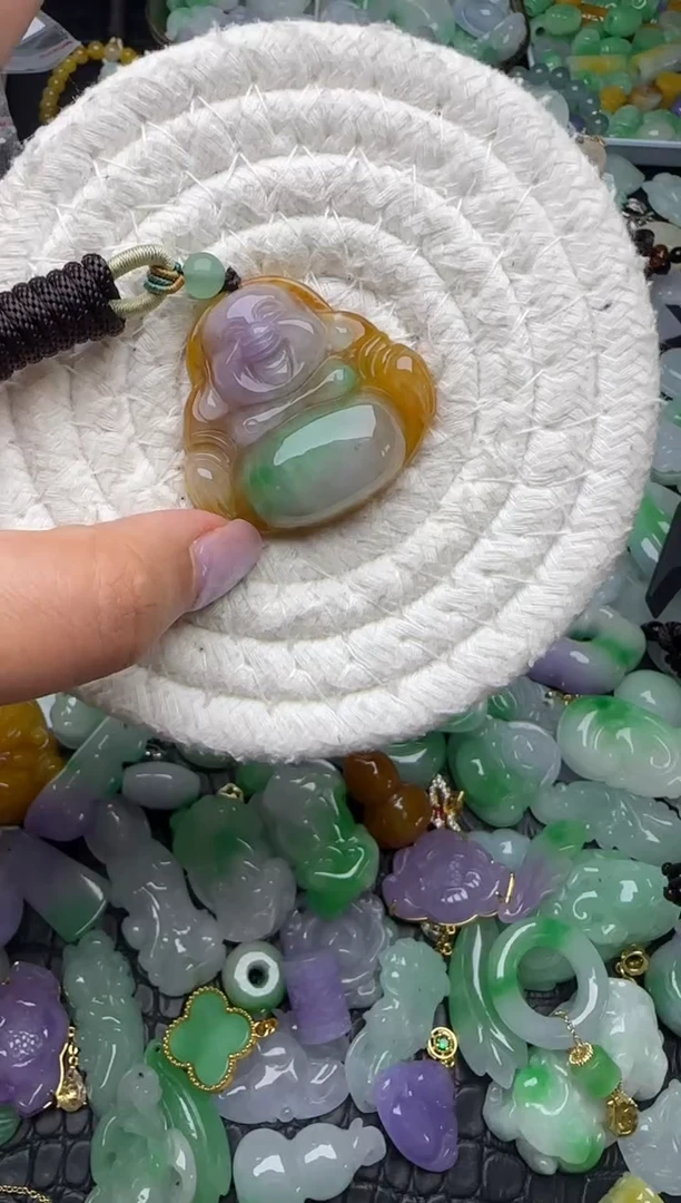 颈饰未镶嵌翡翠缅甸翡翠吊坠