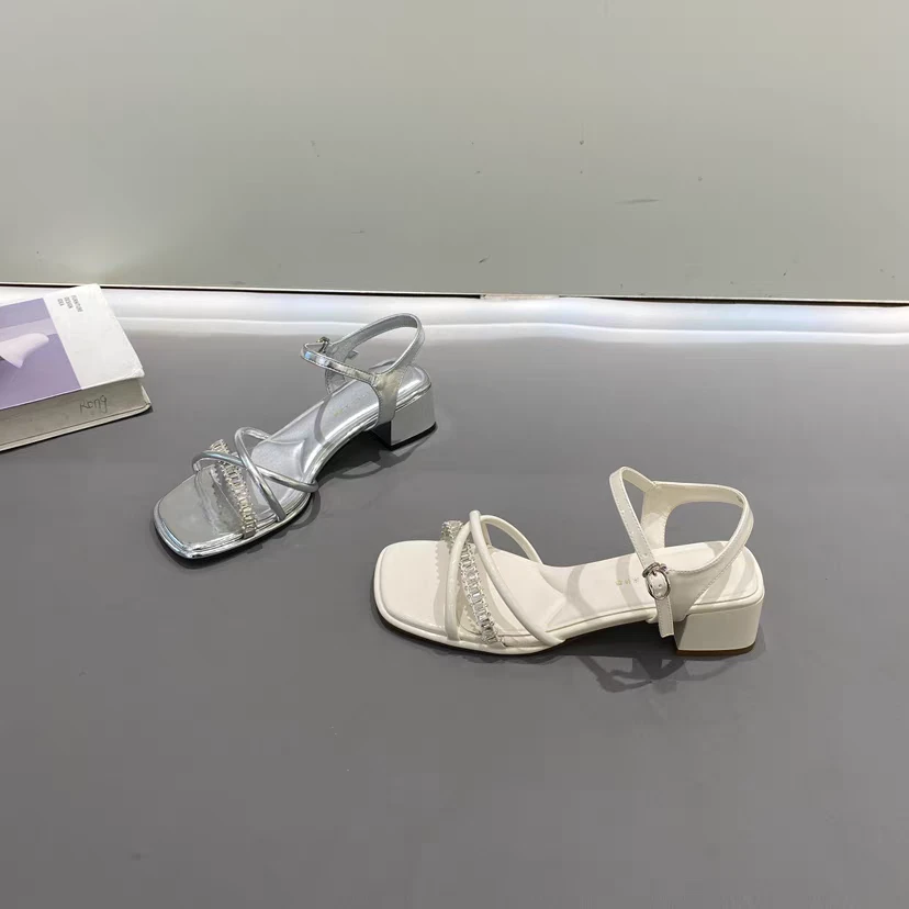 诗涵家 5厘米粗跟时尚凉鞋105-15