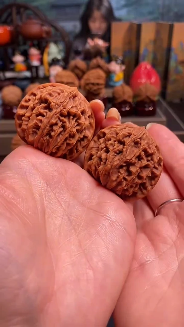 【闪购商品】文玩核桃把件F493蟠龙纹43