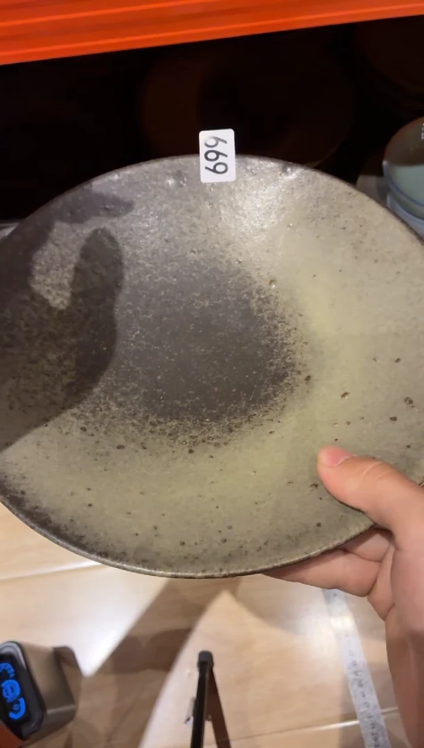 瓷片小*恩699微瑕清灰斗盘1个