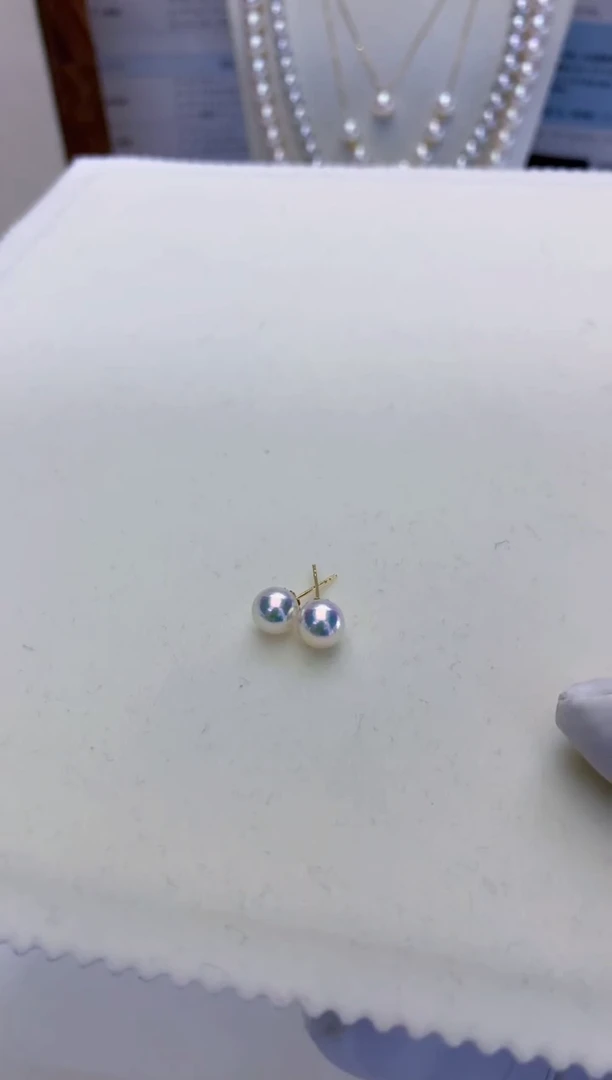 18K金镶嵌海水珍珠商品7.5-8素钉定制