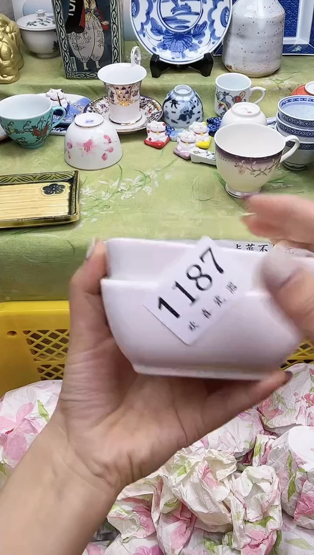 瓷片小***o           1187
