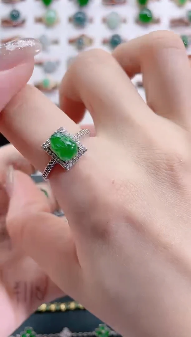 银S925镶嵌戒指翡翠天然翡翠