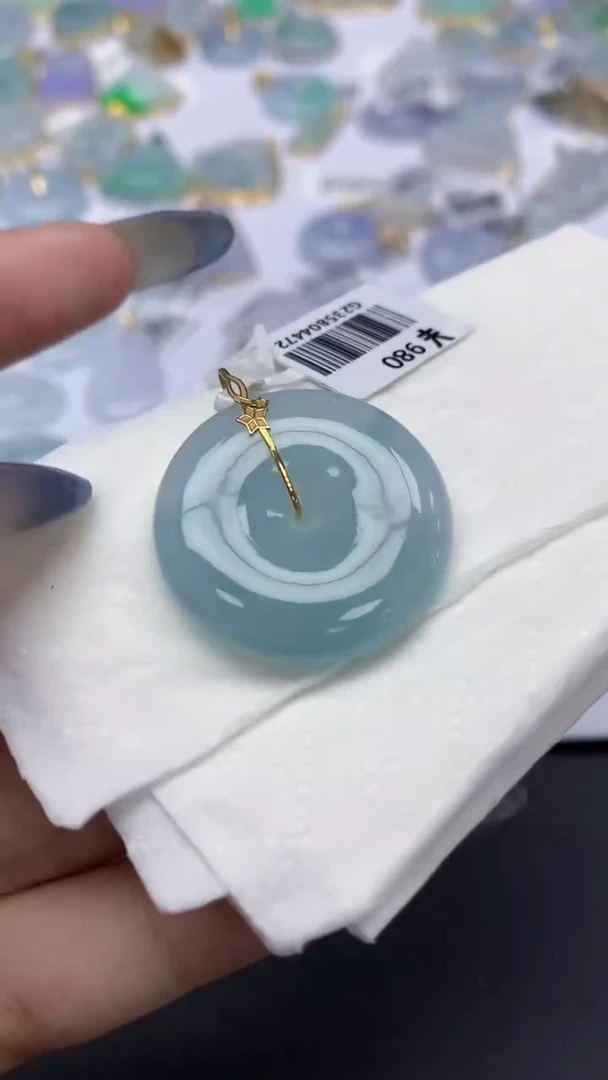 翡翠18K金镶嵌颈饰天然a货翡翠