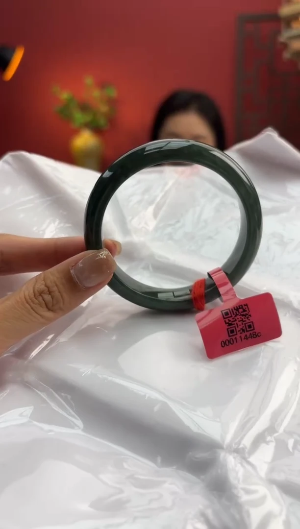 未镶嵌手镯翡翠翡翠手镯2