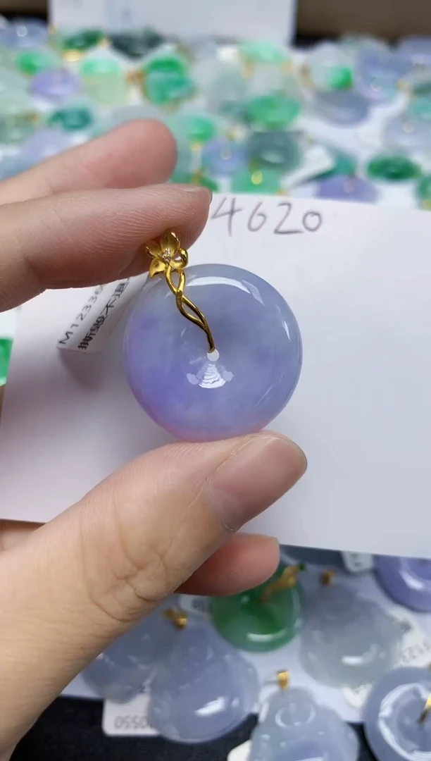 翡翠未镶嵌颈饰天然缅甸翡翠A货