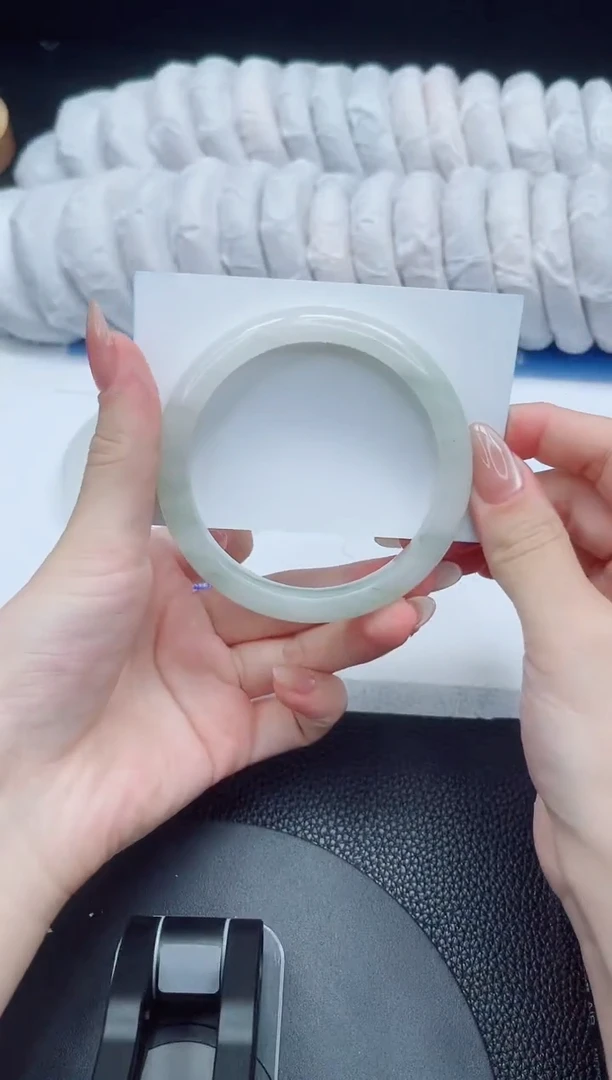 石英质玉手镯未镶嵌186-59.6