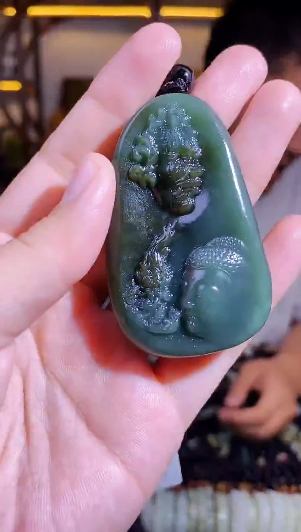 颈饰未镶嵌和田玉1