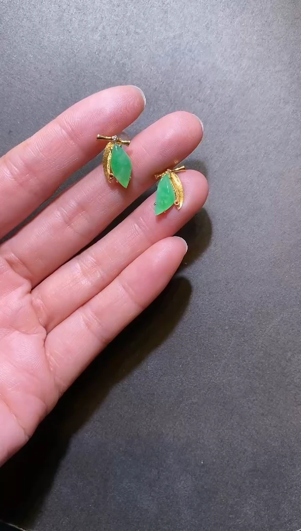 【闪购商品】翡翠耳饰18K金镶嵌翡翠耳钉
