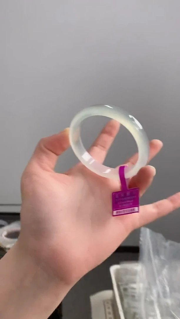 【闪购商品】玛瑙/玉髓手镯未镶嵌54-55圈