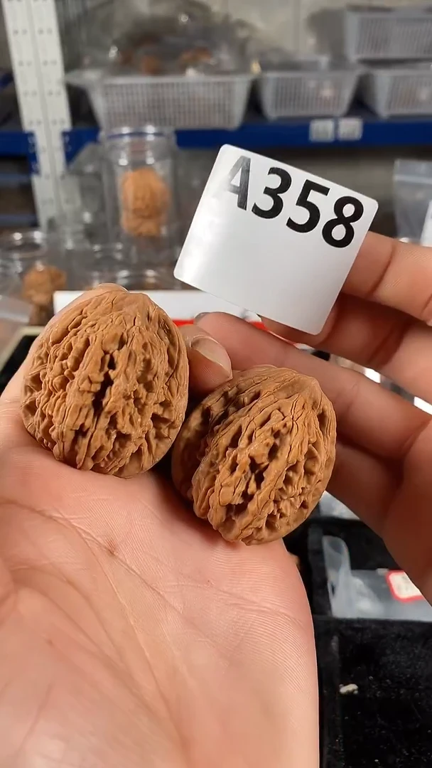 把件文玩核桃39麦穗虎头核桃