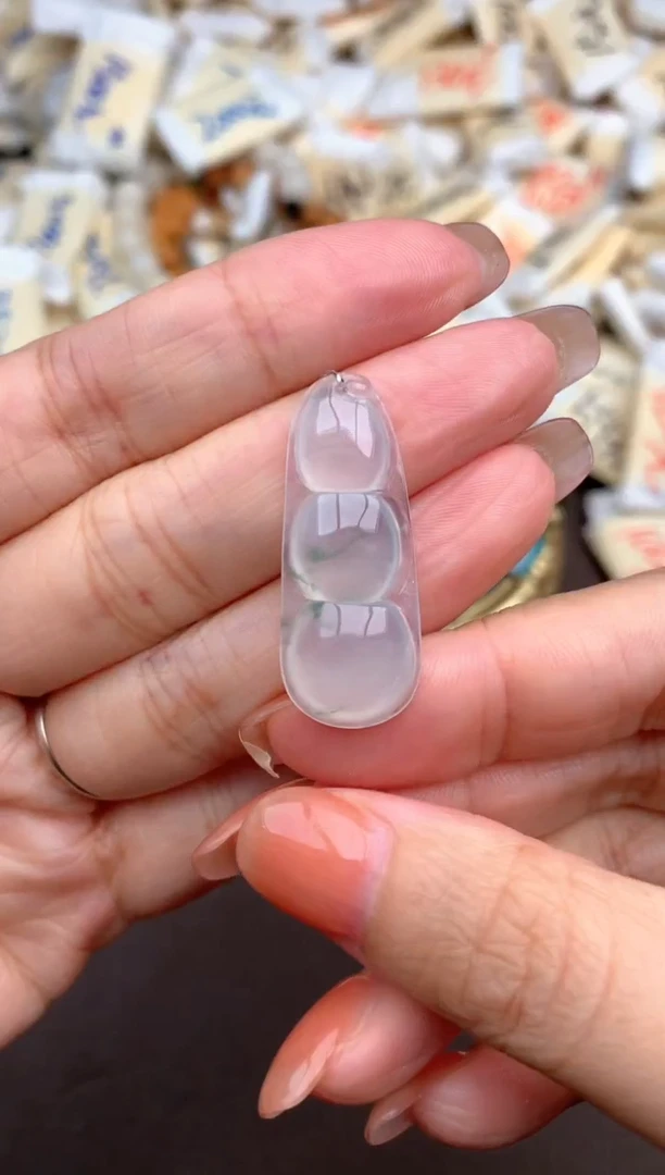 未镶嵌挂件翡翠一