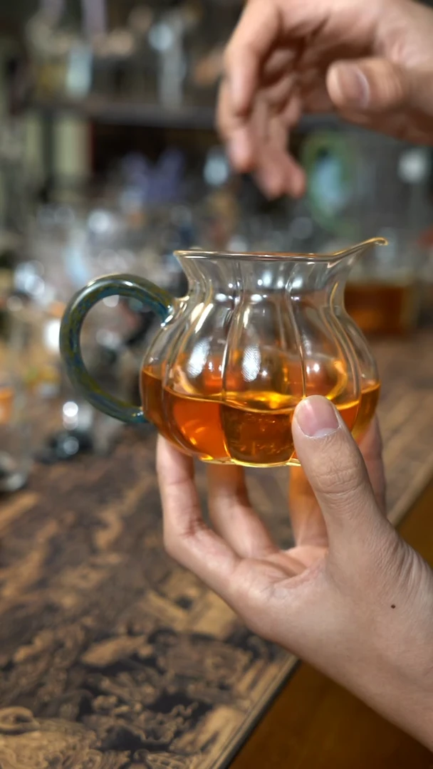 星云南瓜公道杯  晶焱金标