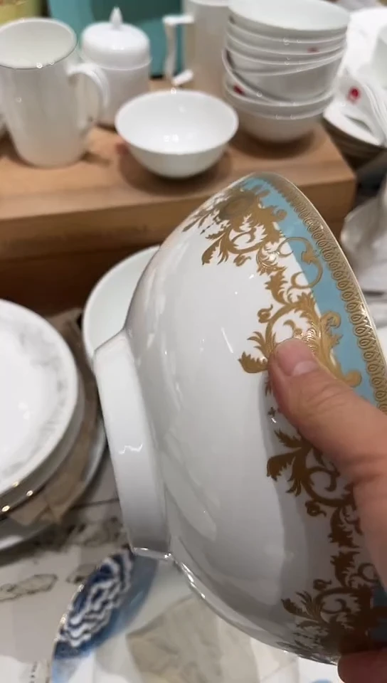 瓷9英寸大碗1个隆达